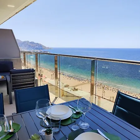 Sunset Cliffs Sunny Aparts דירה בנידורם