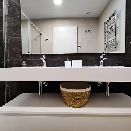 Sunset Cliffs Sunny Aparts * בנידורם