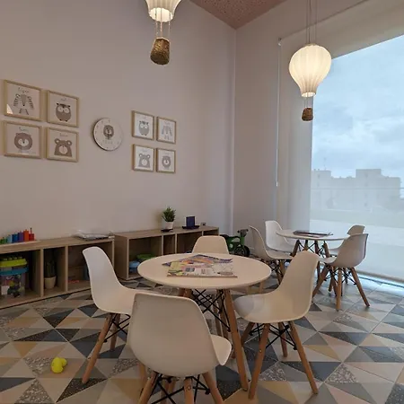 Sunset Cliffs Sunny Aparts * בנידורם